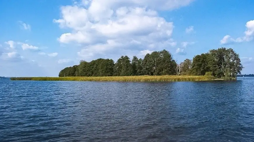 Zakochaj się w... Mazurach. Zobacz Wyspę Miłości