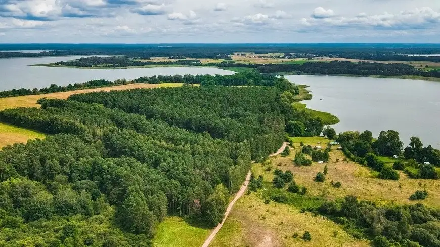 Szeroki Ostrów z lotu ptaka